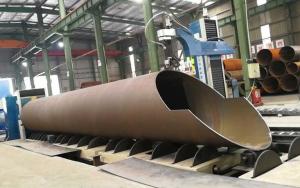China Big Diameter CNC Pipe Profile Cutting Machine Cutting Thickness Up To 1250mm factory