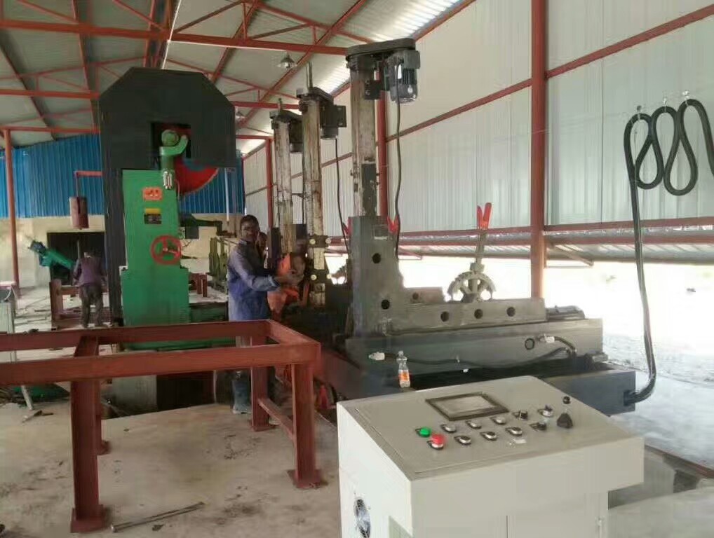 Industrial Wood Vertical Band Saw Sawmill Machine With Trolley with hydraulic log turner
