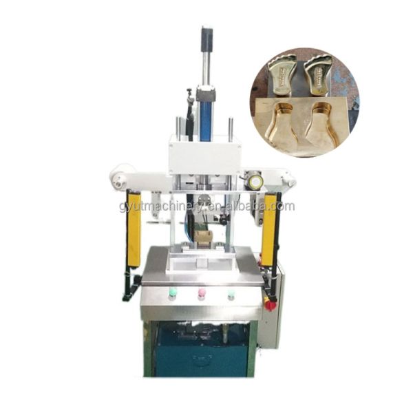 China Advanced and Easy to Operate Cold Press Soap Making Machine for Soap Bar Production factory