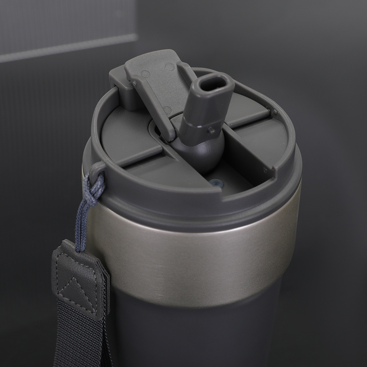 Custom Portable Water Cup Hand Wash Only Leak Proof Custom Isolierte Kaffeetasse Travel Thermal Edelstahl Vakuum Wieder Verwendbare Kaffeetasse
