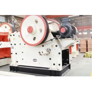 Mobile Jaw Crusher Construction Waste Treatment Equipment Concrete Stone Crusher