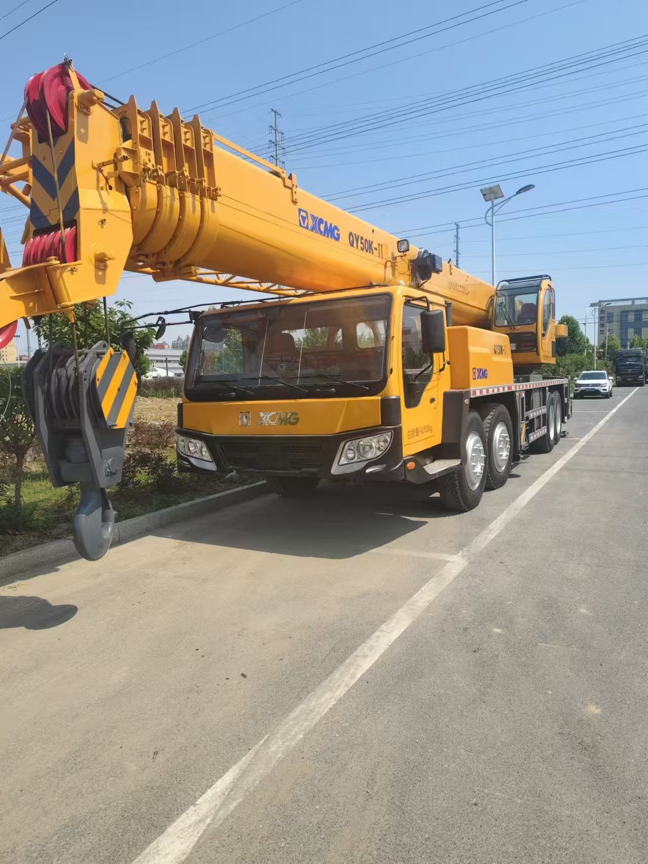 Advanced Truck Crane With 50 Ton Loading Capacity And 55m Max Lifting Height