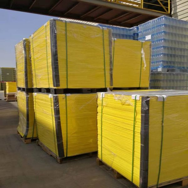 Plastic Layer Pads are durable, lightweight sheets designed for stacking, separating, and protecting items. Ideal for packaging, storage, and