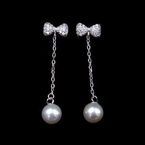 China Elegant Chenqi Silver Pearl Drop Earrings Rosette Shape For Wedding Party factory