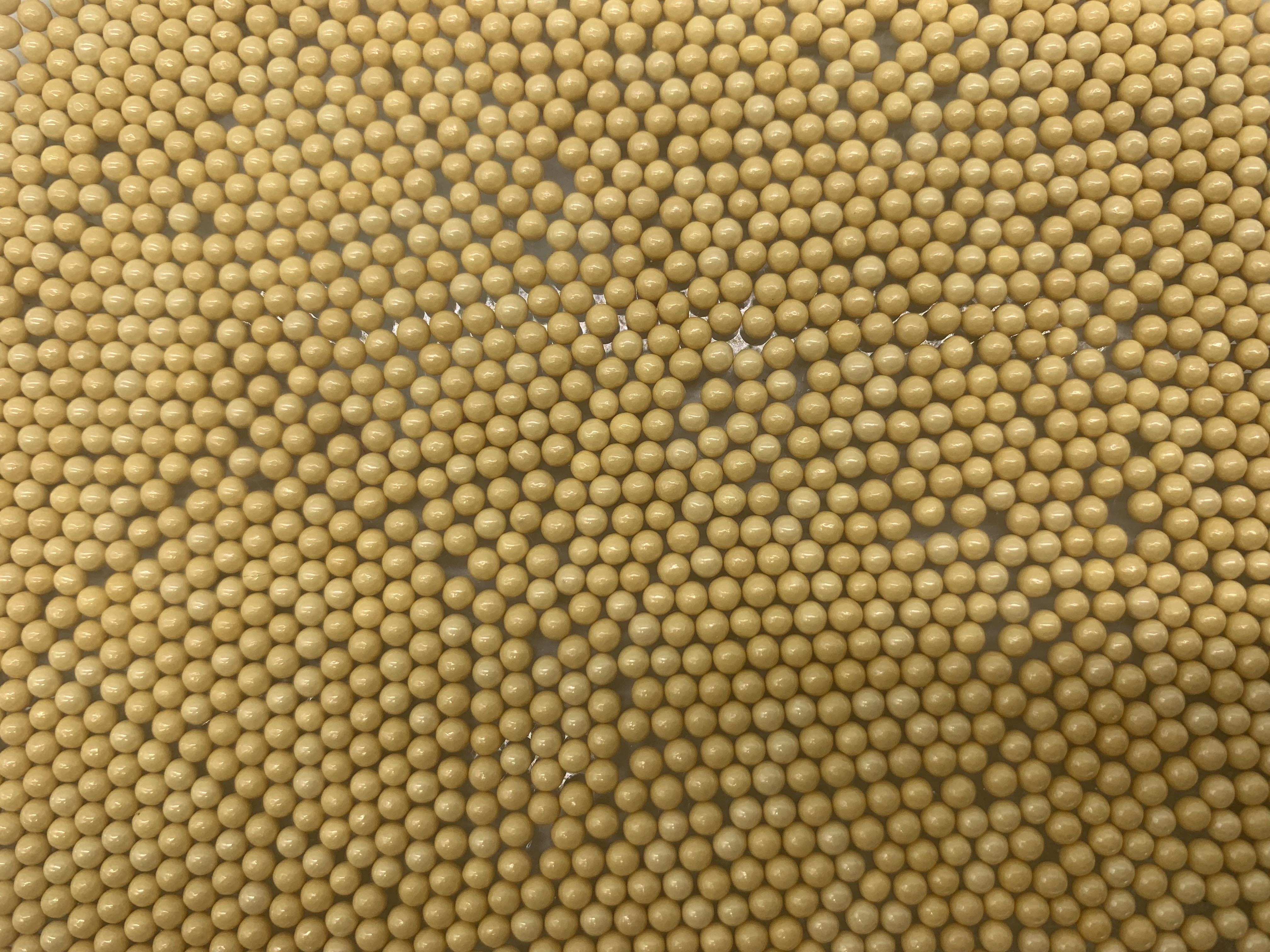 High Purity Yellow Ceria Stabilized Zirconium Beads Grinding Media with Density of 3.8kg/L