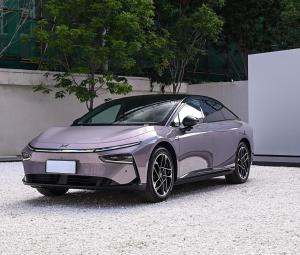 China Xpeng 5-Seater Sedan EV with 602/710km Range and 200km/h Top Speed factory