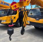 70 Ton Used QY70KC Mobile Used Crane Truck yellow