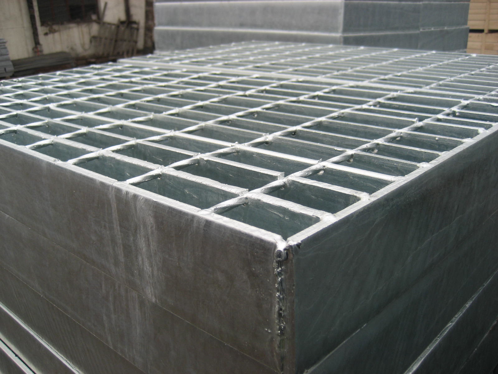 Customizable Heavy Duty Steel Grating Anti Corrosion Non Slip Breathable Galvanized