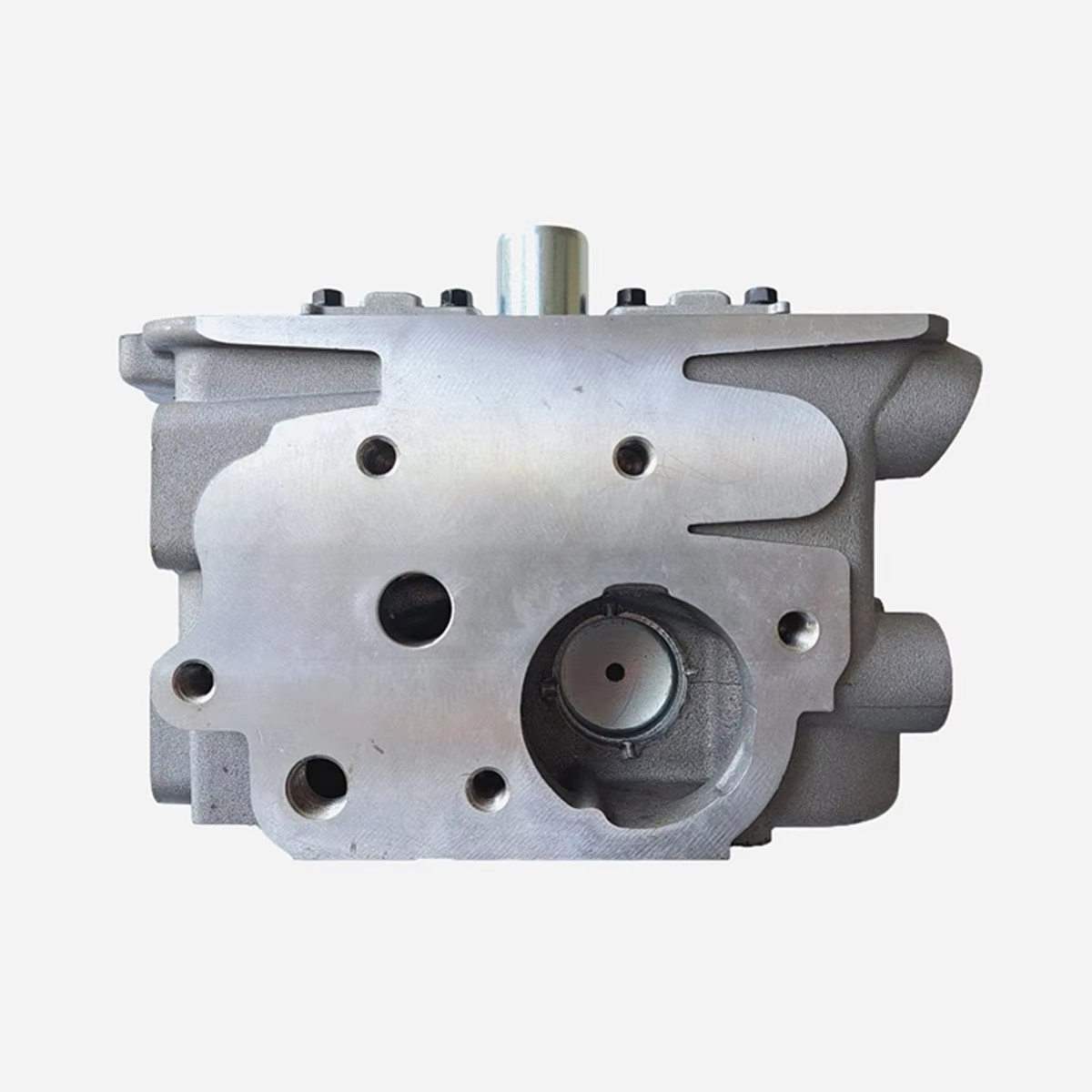 New Auto Engine Parts Aluminum Cylinder Head 472WB-1003010 for CHERY QQ6 M1 Karry YOYO YOYA SQR472 1.1L Petrol Chinese Cars