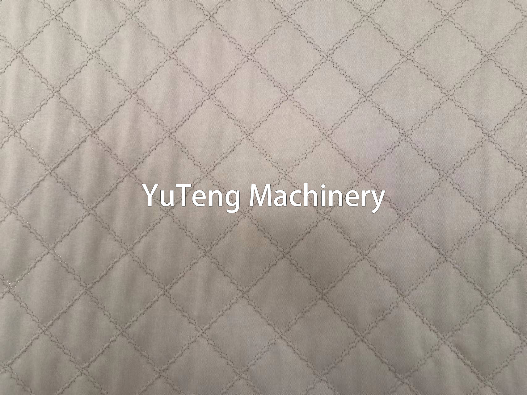 80 Inches Ultra High Speed Computerized Shuttle Multi Needle Quilting Machine For Garments Textile Fabric