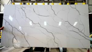 China Rectangular 7% Resin Quartz Stone Countertops For Bathroom factory