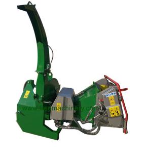 China Hydraulic Bx72r Tractor Wood Chipper Compact Size With High Efficiency factory