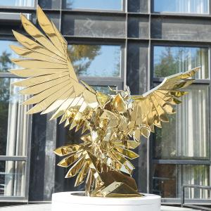 China Stainless Steel Falcon Sculpture with Gold Plating Finish for Home Decoration factory
