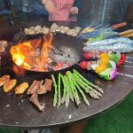 5-10 People Bbq Corten Outdoor Wood Burning Grill 120kg Versatile