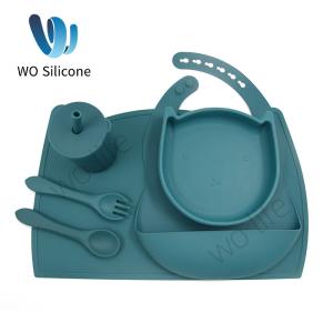 China Non Slip BPA Free Silicone Baby Feeding Sets Bib LFGB factory
