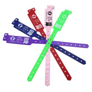 Customized Irregular Shape PVC Wristbands for Events