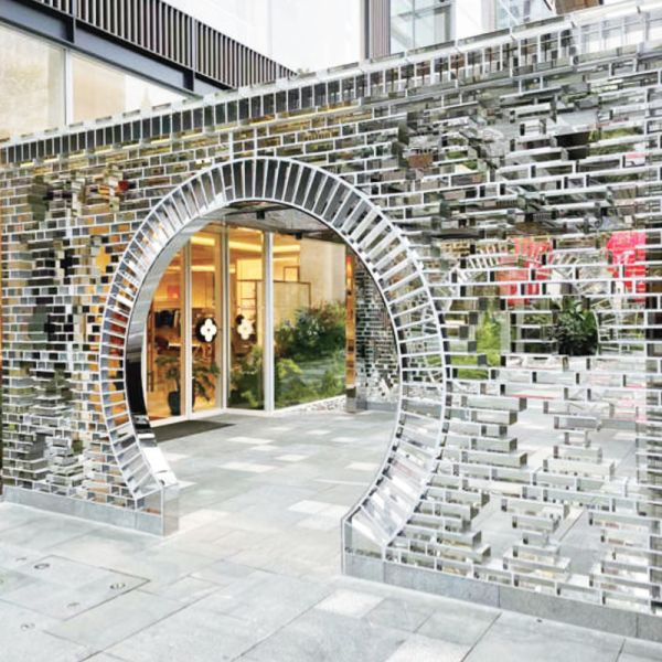 China Engineered Glass Brick System | Façade & Partition Applications factory