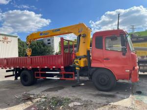 China 8 Tons XCMG SQS200-4 Truck Mounted Used Crane With DongFeng Truck 2019 Year factory