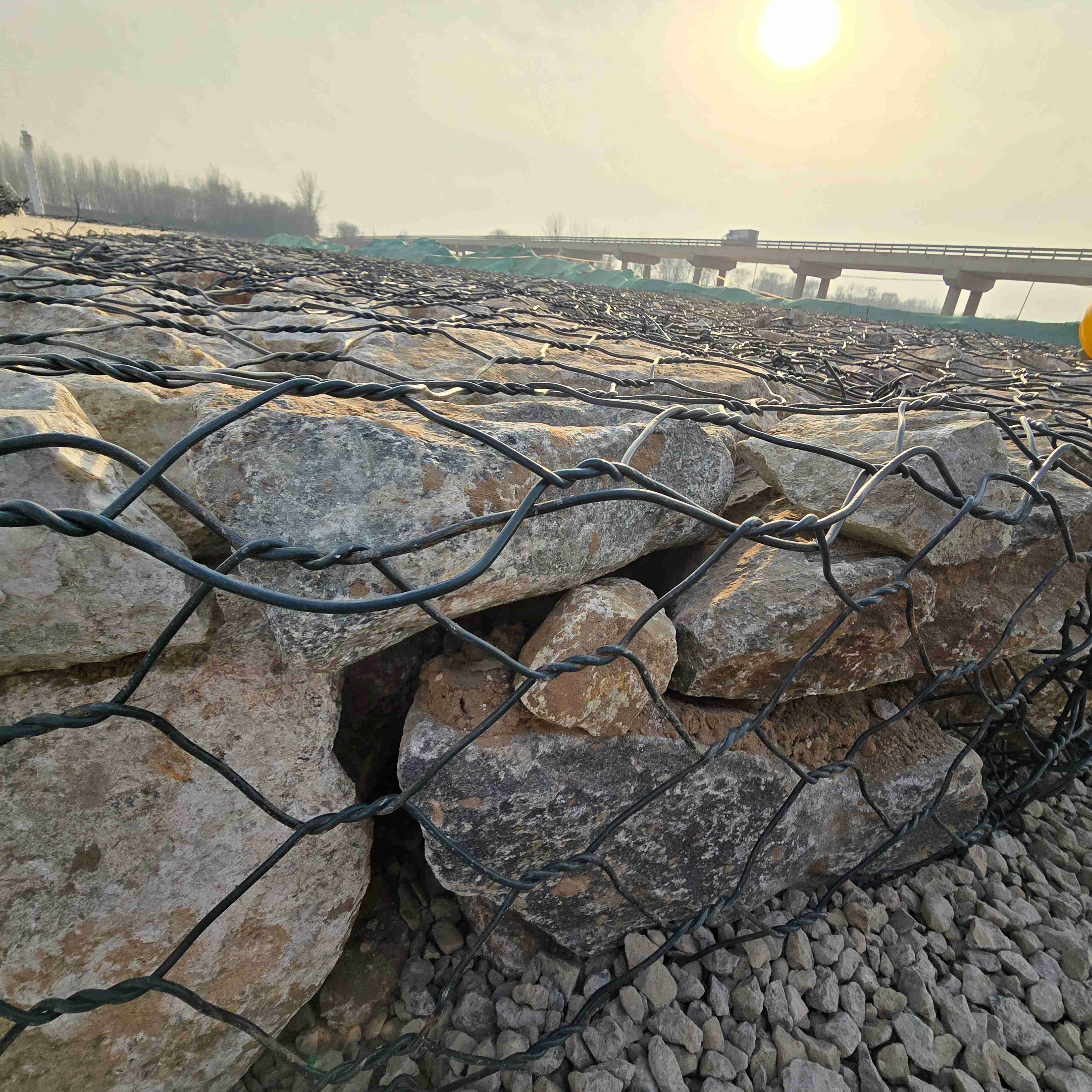 Plain Weave Cutting Service Gabion Wire Cloth Woven Gabion Box Wire Baskets For River Course
