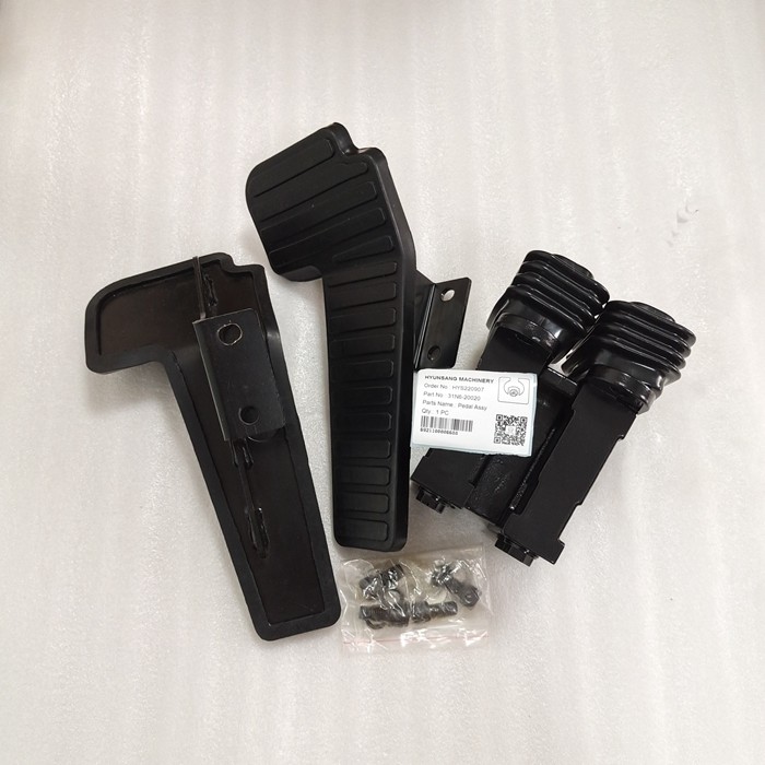 Excavator Parts 31N6-20020 RCV Pedal Assy For R110-7 R140LC-7 R160LC7