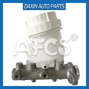 China MN102440 Brake Master Cylinder For Mitsubishi L200 Triton 2011-2015 factory