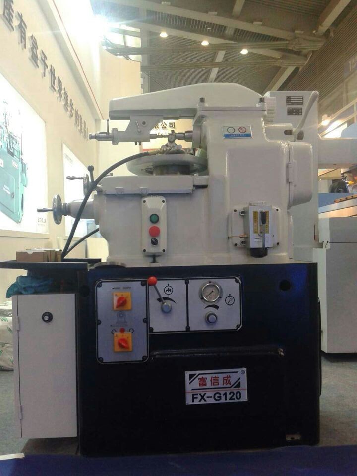 Mechnical Type Manual Gear Hobbing Machine With X Axis And Z Axis Spindle