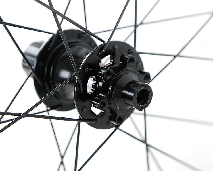 Double Wall Carbon Fiber Wheelset 700C High Modulus Rim Brake