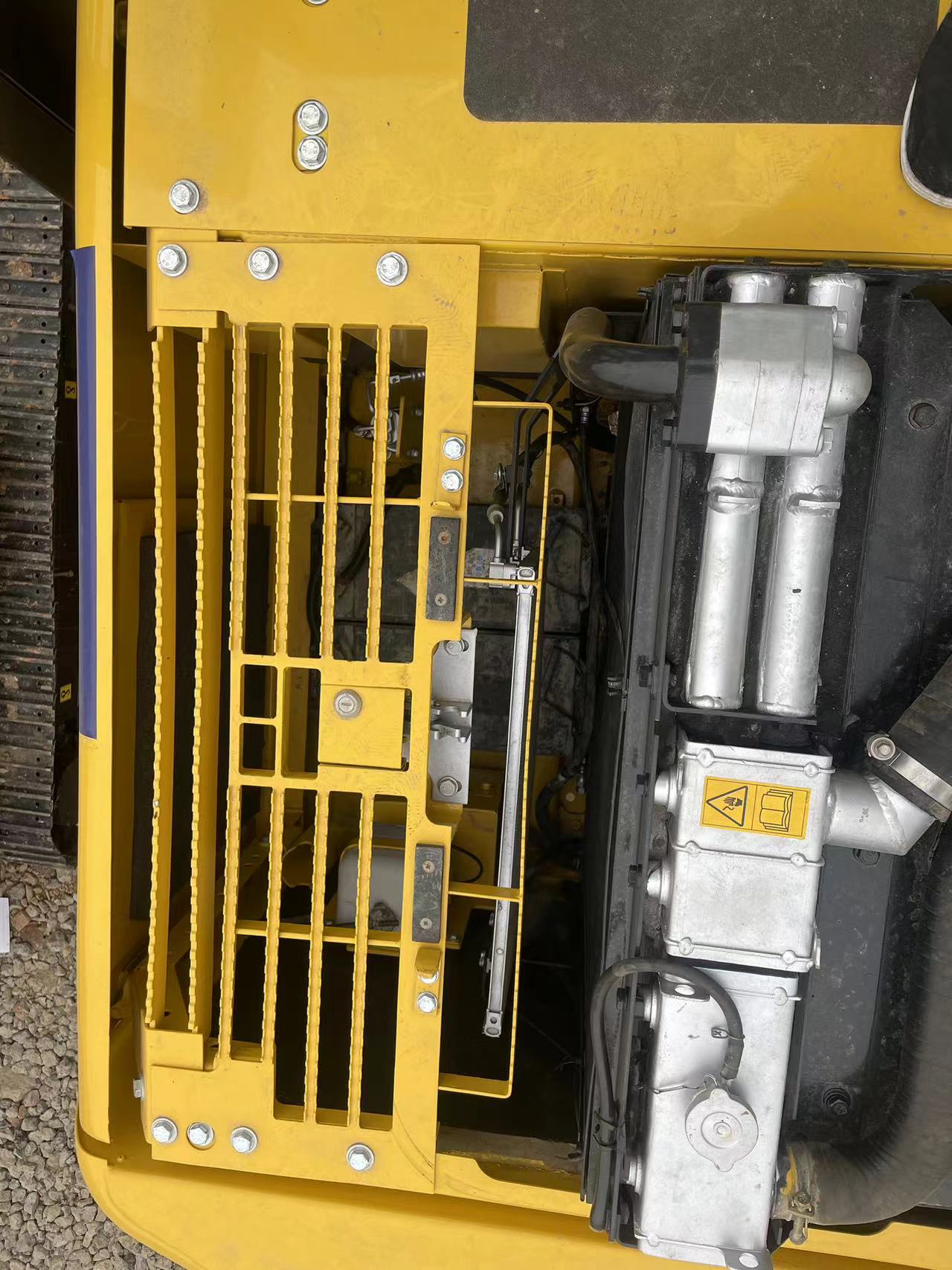 Hand used earth digger Komatsu PC160 used machinery 16 tons hand used post hole diggers second hand diggers for sale
