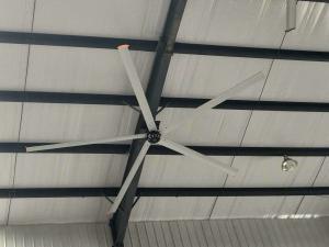 China Warehouse Large Spaces Hvls Ceiling Fan For Sports Center factory