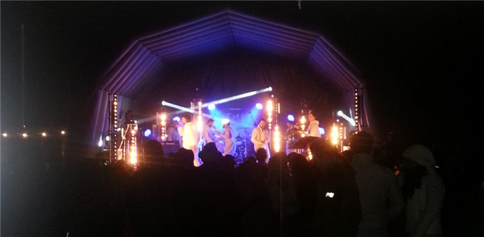 Commercial White And Black Half Dome Inflatable Stage Cover For Concert Or Events