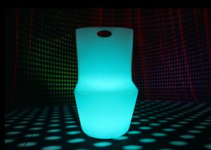 China 240V Light Up Cubes Furniture Polyethylene Remote Control For Wedding Bar factory