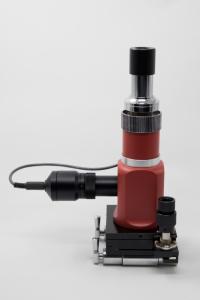 China Portable Metallurgical Microscope 100x - 500x 6V 15W Illuminator Magnetic Stand factory