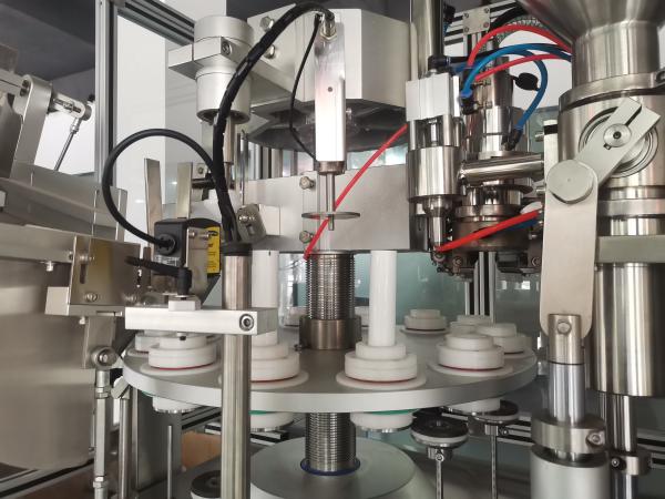 Fully Automatic Tube Sealing Filling Machine Low Noise For Food Pharmaceutical