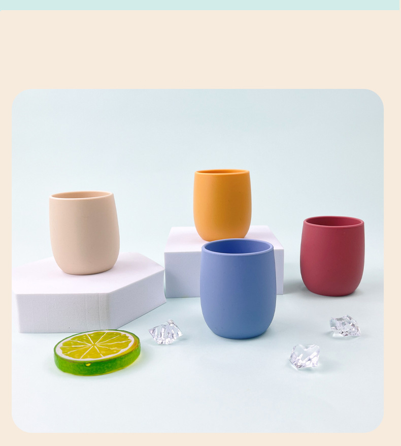 Customized Logo Acceptable 60*65MM Silicone Drinking Cup Food Grade Cup for Children