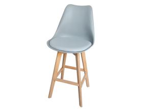 China Minimalism Cafe Shop Plastic Bar Stool Chair With Beech Wooden Leg factory