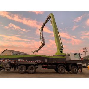 Zoomlion Used Concrete Pump Truck 180M3/H 60m 4 Alex Actors 4141