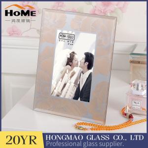 China Classic Glass Front Picture Frames / Glass Display Picture Frames Eco Friendly factory