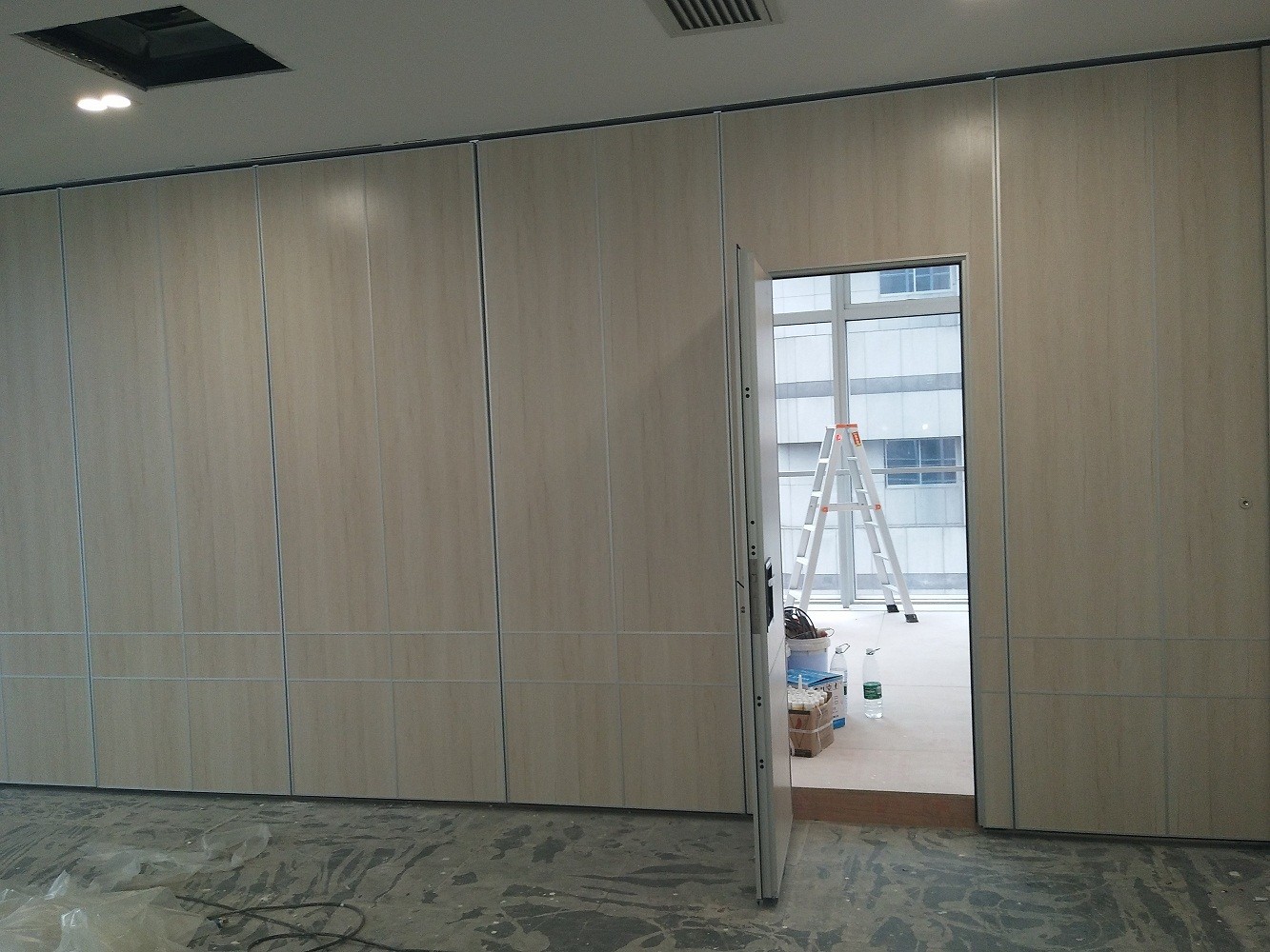 Melamine Surface Collapsible Sliding Partition Walls For Hotel / Teaching Center