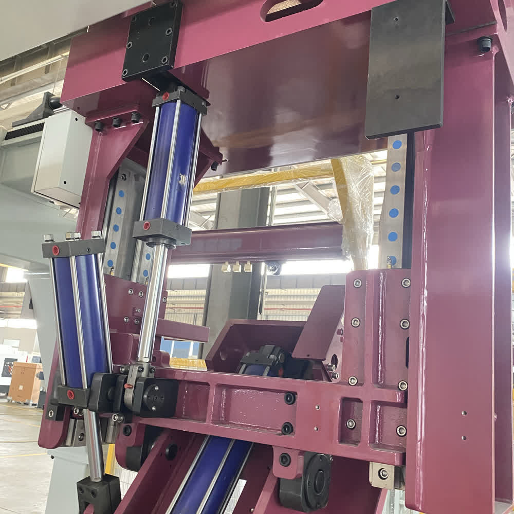 High Efficiency Metal Low Pressure Die Casting Machine 125KW