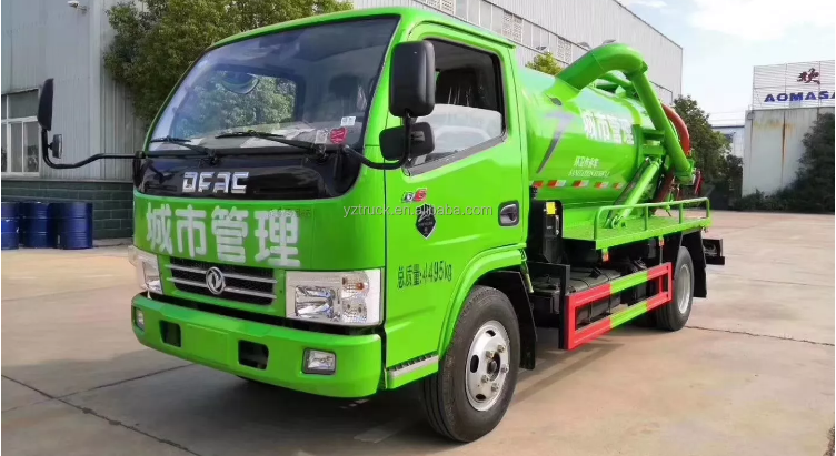 Half a row Diesel Mobile Sewage Suction Vehicle with 2982ml Displacement in Good Condition