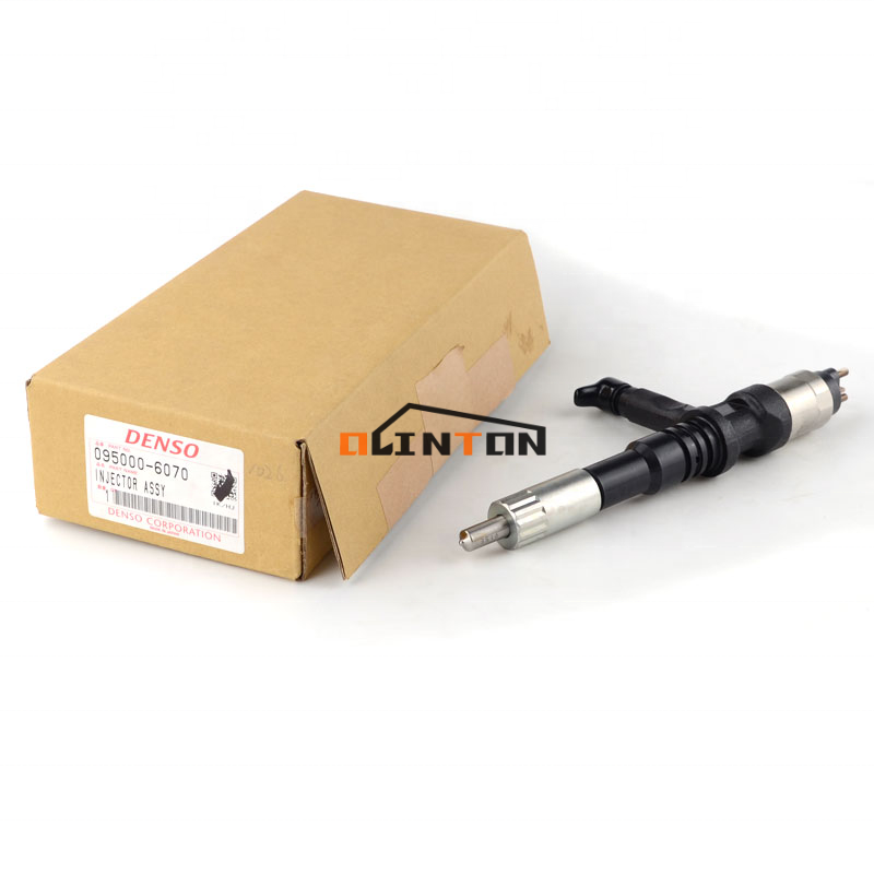 PC400-8 PC450-8 Excavator Fuel Injector with OEM Support 6D125 Engine 6251-11-3100