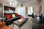 Modern Fashion King Size Bedroom Sets Ebony Finished With Sofa / Solid End Table