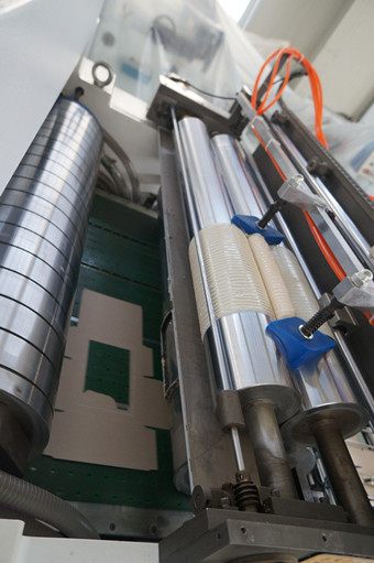 12000s/H Corrugated Sheet Pasting Machine Automatic Window Patching