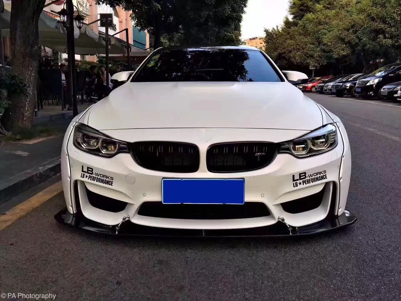 LB Wide-body Kit for BMW M4 F82 Wide-body Kit M4 F82 Upgraded LB Style Front Lip Diffuser Spoiler Carbon Fiber Body Kit