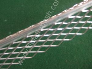 China Hot Galvanized Drywall Inside Corner Bead 2700mm Length With Diamond Mesh Wings factory