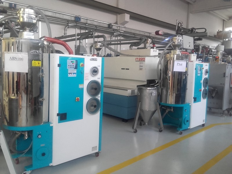 China Hot Sale Plastic Industrial Drying Machine Dehumidifying Dehumidifier Drying Machine Compact Dryer OCD-160/120H