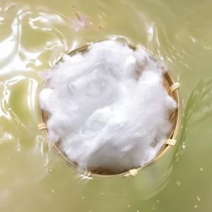 China China High Quality PET 100% Virgin Chemical Polyester Fiber Price 1.5*38 For Spinning And Non-Woven factory
