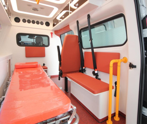 9 Speed Medical Emergency Ambulance Ford Transit Mid Axle