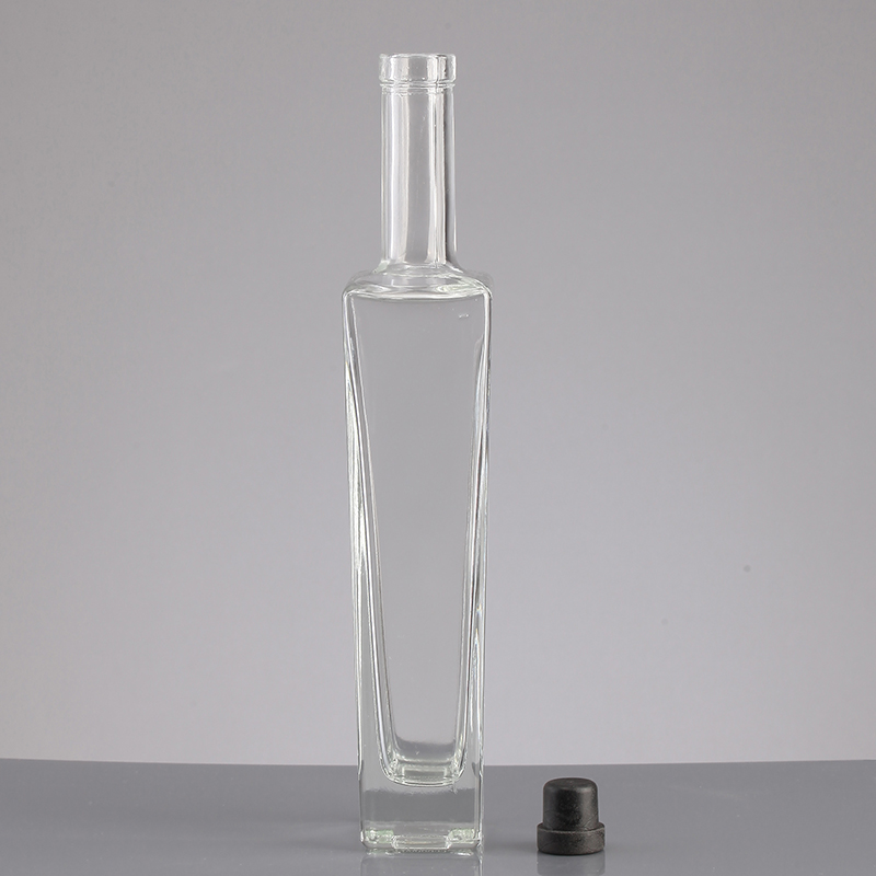 Spray Cap Square Vodka Glass Bottle Ideal for Whiskey Gin Bourbon Vodka Brandy Storage