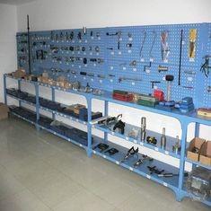 China Hardware Pegboard Tool Rack Display Stand 250 Kgs Per Layer Stainless Steel factory